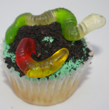 worm cupcake