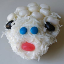 Easter sheep cupcake