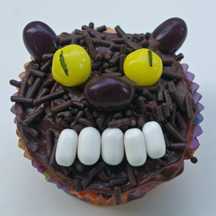 Creepy werewolf cupcake