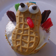 Nutter Butter turkey cupcake