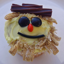 Scarecrow cupcake