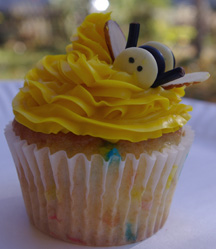 Beehive cupcakes