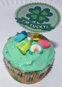 St. Patrick's Day cupcake topper